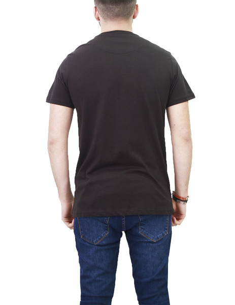 Gallery camiseta negra losan con print para hombre  3 