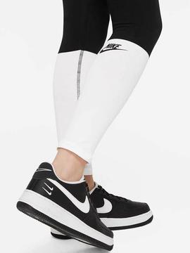 Malla Nike Sportswear Negro/Bco Niña